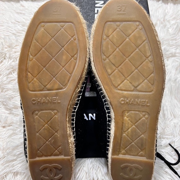 Authentic Chanel Espadrilles Metallic tweed and Patent Leather - Picture 4 of 9